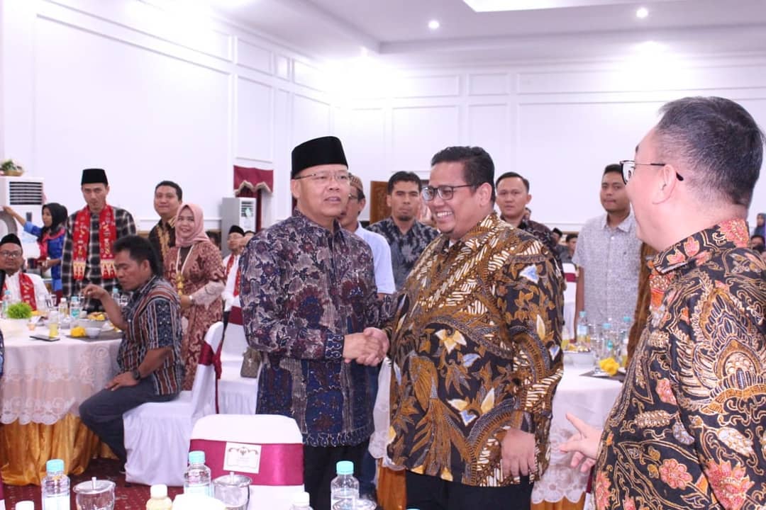 Dinner & Ramah Tamah Gubernur Bengkulu Bersama Peserta Rakertek Evaluasi Penyelsaian Sengketa Proses Pemilu 2019 dan Persiapan Penyelsaian Sengketa Pemilu 2020 Gelombang III