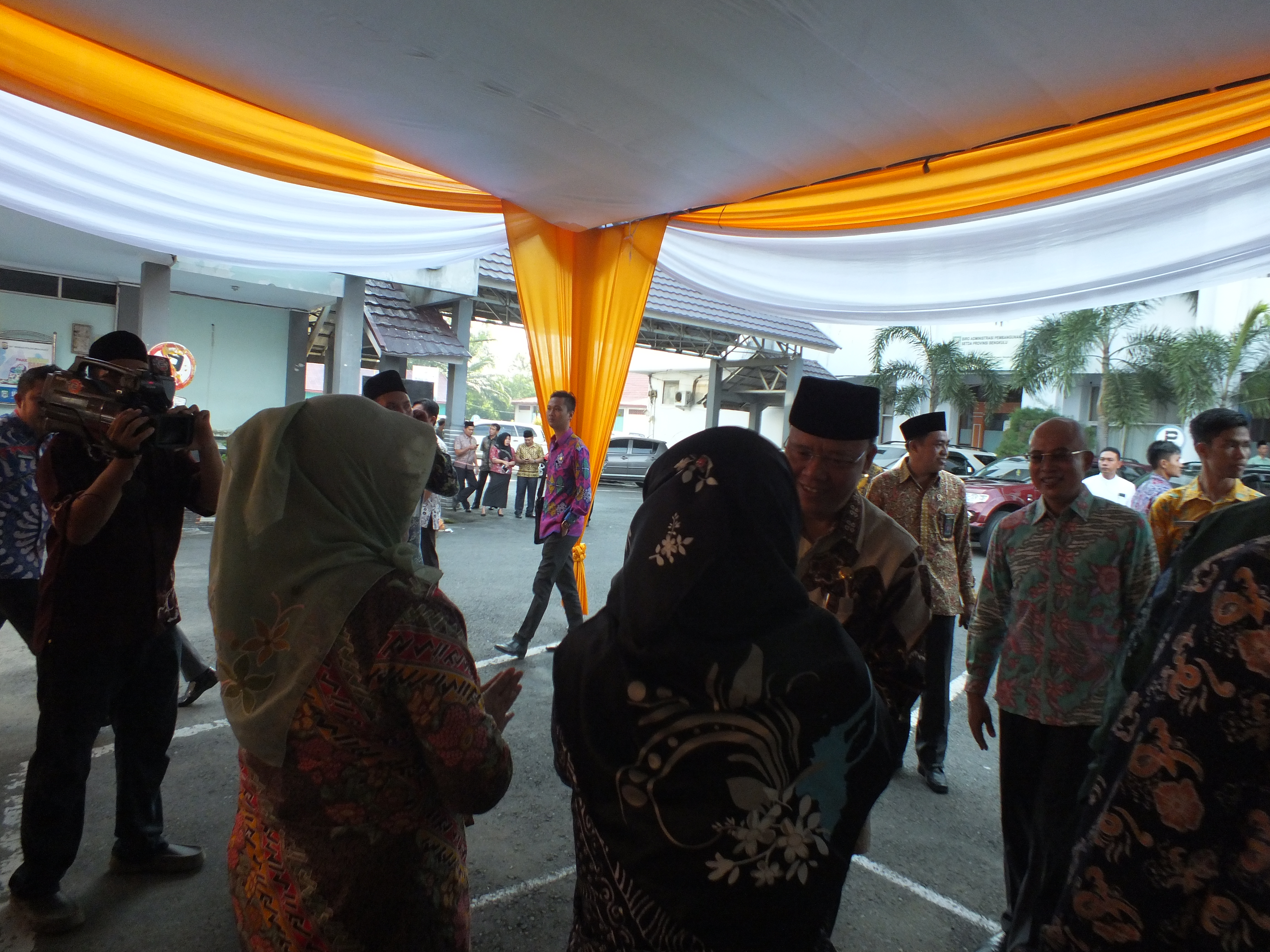 Pimpinan BAWASLU Provinsi Bengkulu  Menghadiri Halal Bil Halal  Hari Idul Fitri 1439 H Plt. Gubernur Bengkulu