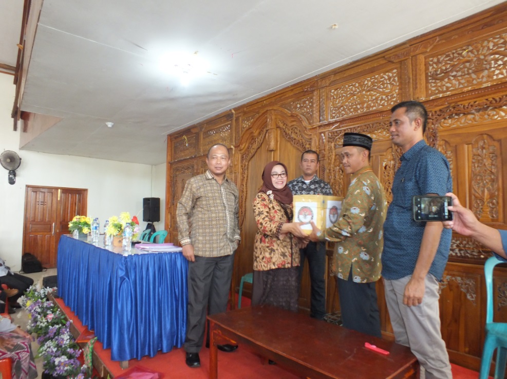 PELAKSANAAN TES TERTULIS CALON PANWASCAM SERENTAK 9 KABUPATEN SE-PROVINSI BENGKULU 4 NOVEMBER 2017