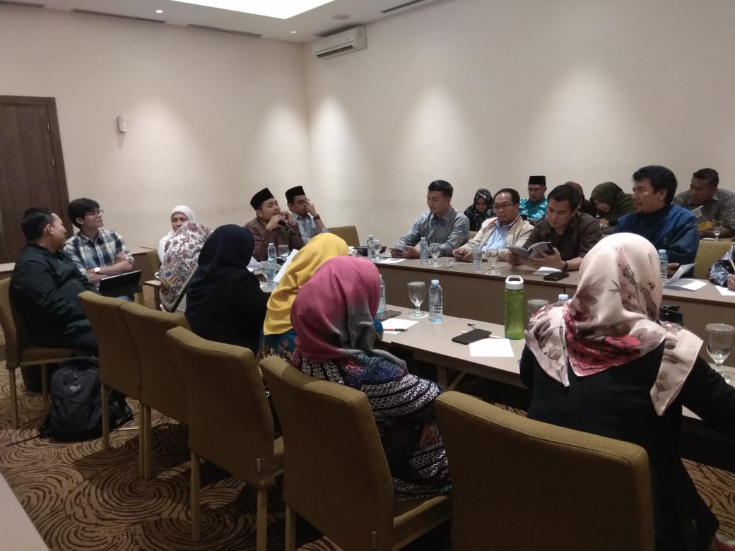 Diskusi Kelompok Terpumpun Koordinasi dan Sosialisasi Pedoman Riset Evaluasi Pilkada Serentak di Indonesia