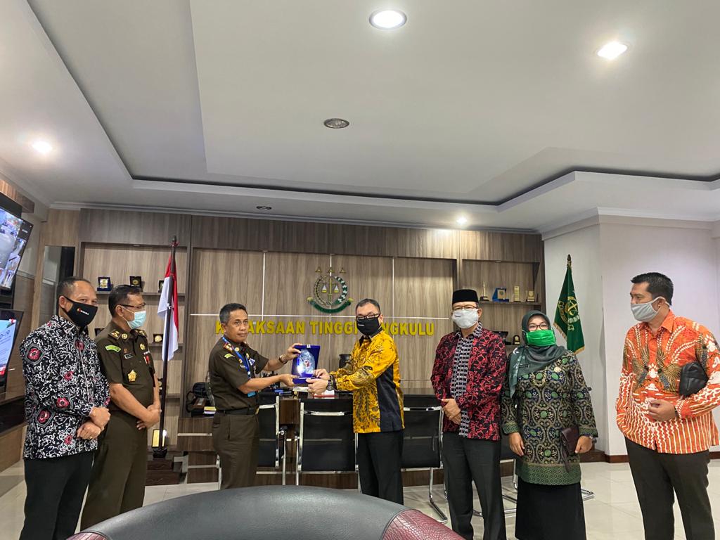 BAWASLU PROVINSI BENGKULU GELAR AUDIENSI DENGAN KEJATI PROVINSI BENGKULU