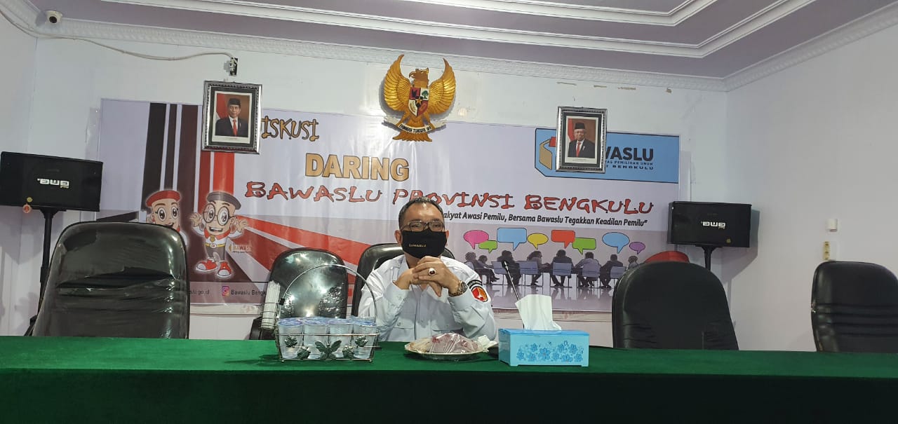 RAPAT PENYUSUNAN SKRIP VIDEO TUTORIAL PENGAWASAN TAHAPAN KAMPANYE PEMILU