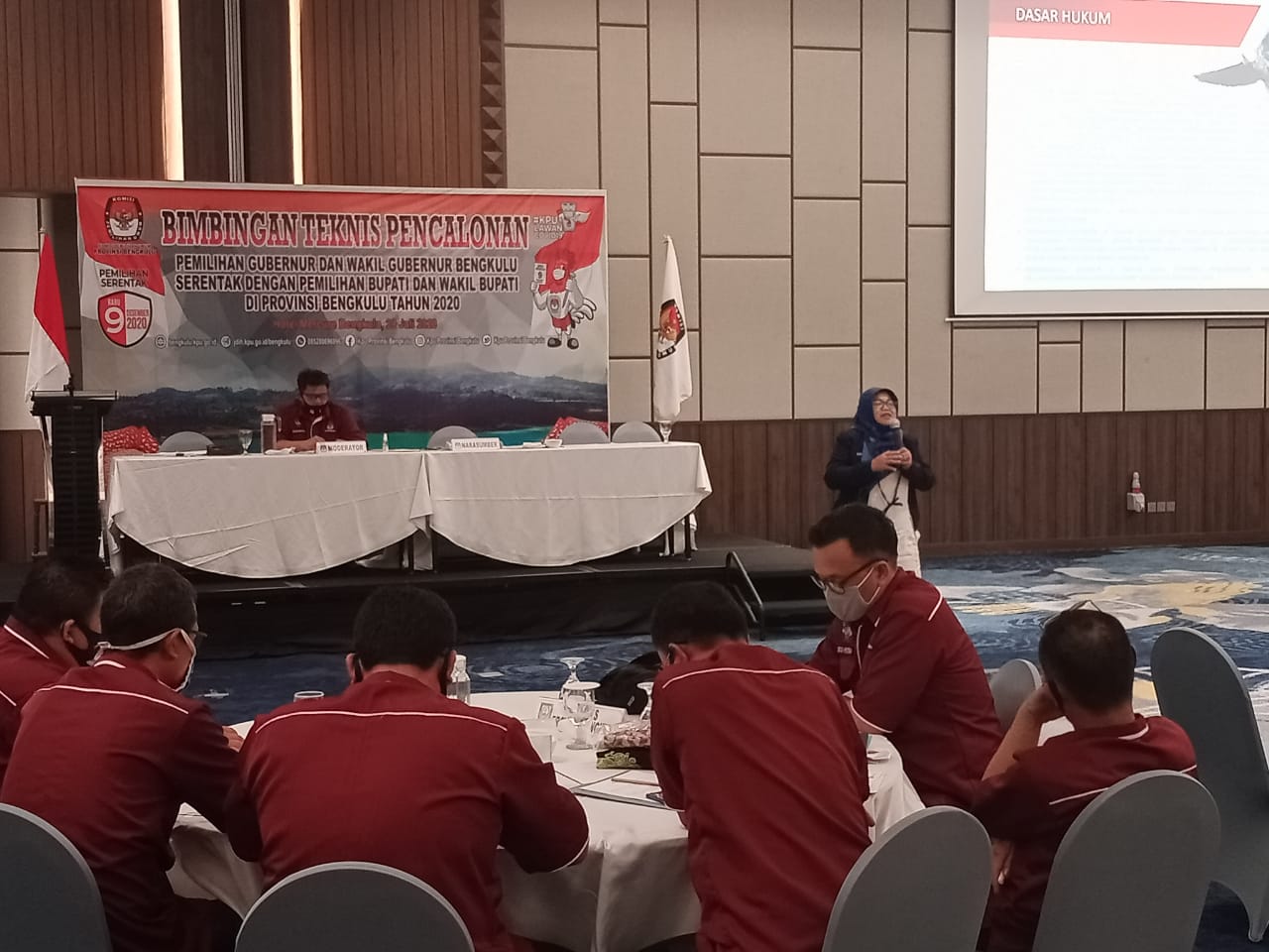 BIMBINGAN TEKNIS PENCALONAN PEMILIHAN GUBERNUR DAN WAKIL GUBERNUR BENGKULU SERENTAK DENGAN BUPATI DAN WAKIL BUPATI DI PROVINSI BENGKULU TAHUN 2020