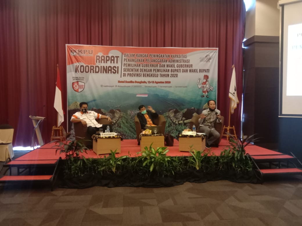 RAPAT KOORDINASI PENINGKATAN KAPASITAS PENANGANAN PELANGGARAN ADMINISTRASI PEMILIHAN GUBERNUR DAN WAKIL GUBERNUR SERENTAK DENGAN PEMILIHAN BUPATI DAN WAKIL BUPATI 2020