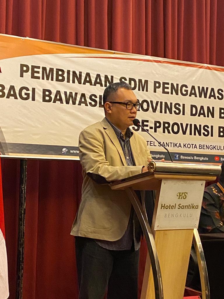 Bawaslu Provinsi Bengkulu Gelar Pembinaan SDM Selaku Mesin Penggerak Roda Organisasi