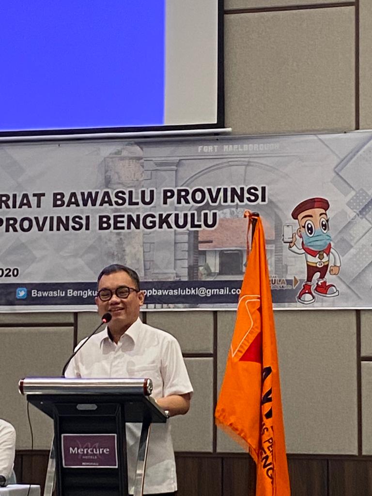 PEMBINAAN SDM PENGAWAS DAN SEKRETARIAT BAWASLU PROVINSI BENGKULU TAHUN 2020