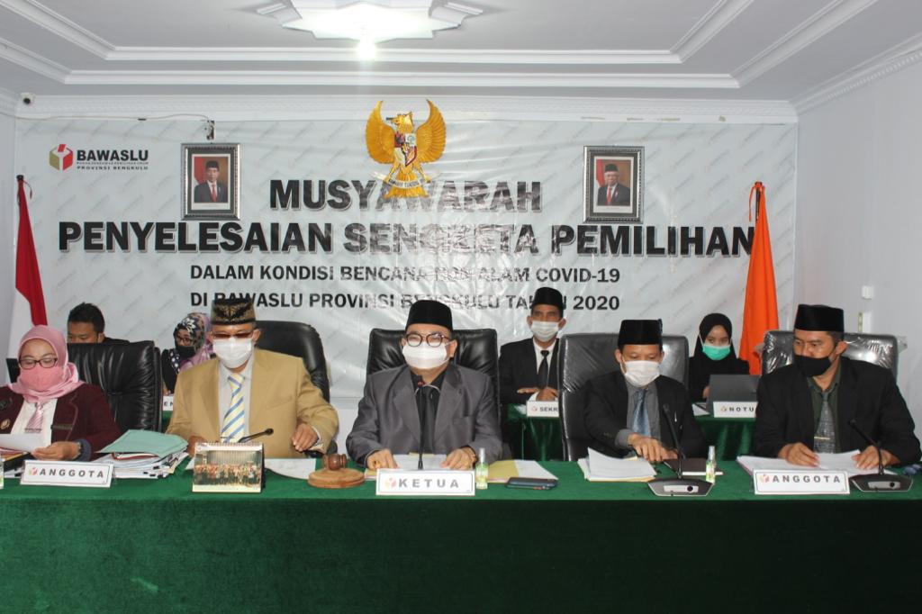 MUSYAWARAH PENYELESAIAN SENGKETA PEMILIHAN AGENDA MENDENGARKAN KETERANGAN SAKSI/AHLI TERMOHON