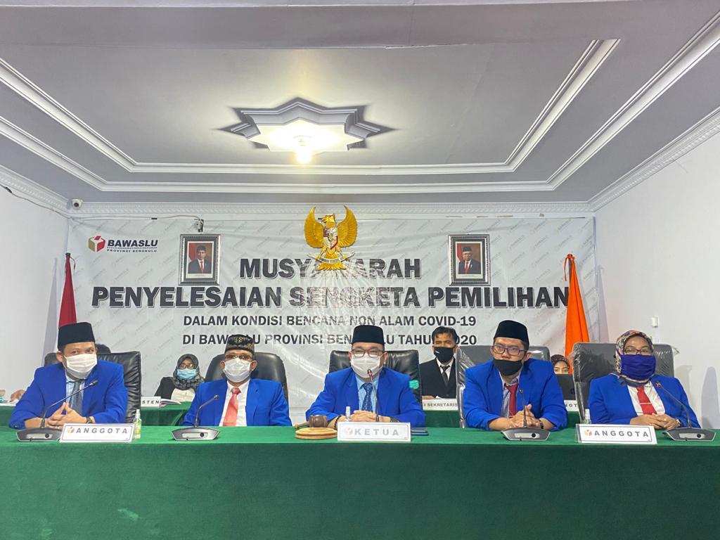 PUTUSAN PERMOHONAN PENYELESAIAN SENGKETA PEMILIHAN TAHUN 2020: BAWASLU PROVINSI BENGKULU, KABULKAN PERMOHONAN AGUSRIN-IMRON