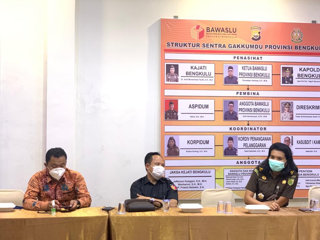 Rapat Persiapan Penanganan Pelanggaran Administrasi TSM
