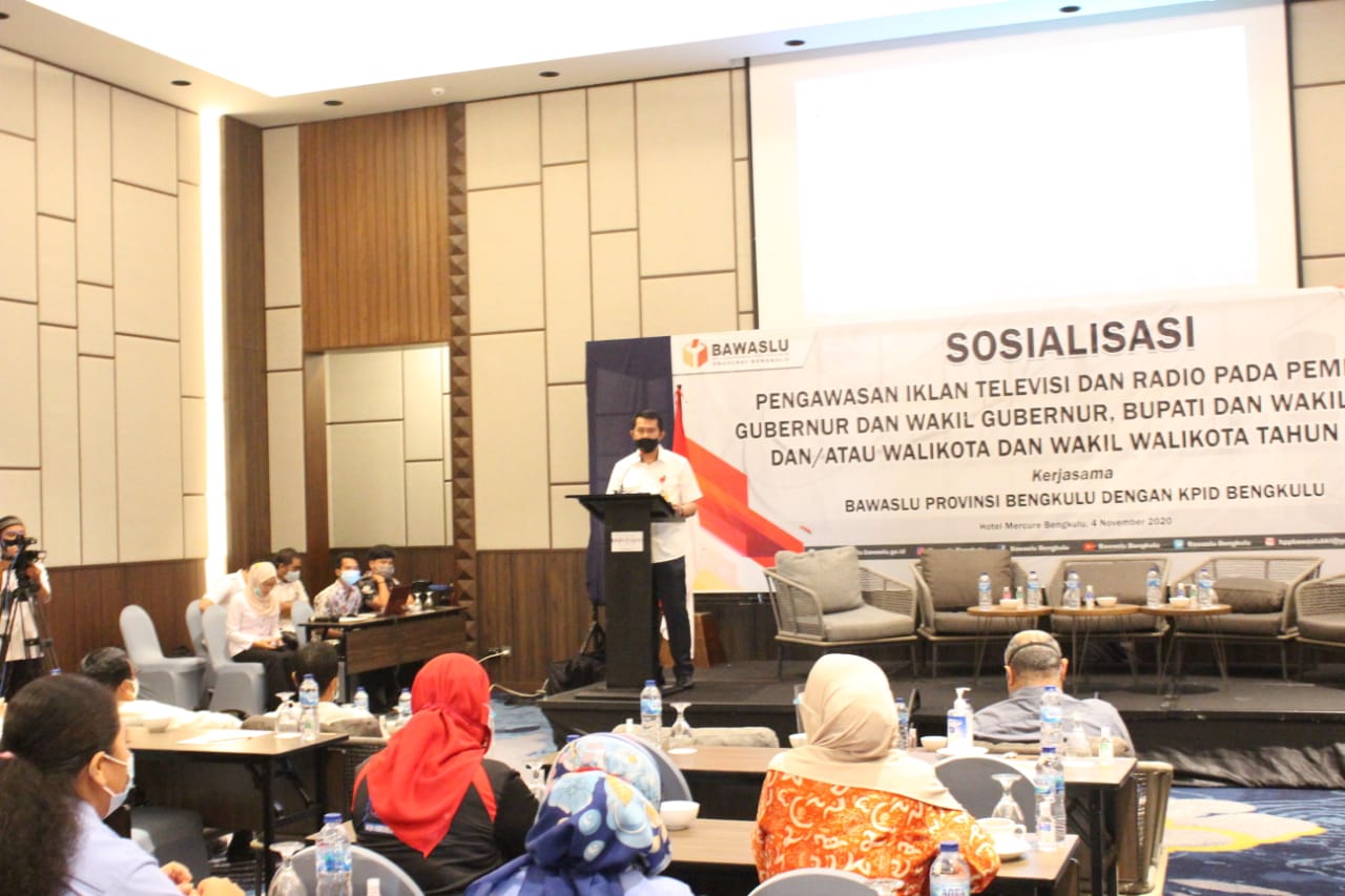 Cegah Pelanggaran Iklan Kampanye di Media Televisi dan Radio, Bawaslu Provinsi Bengkulu Gelar Sosialisasi Pengawasan Kerjasama dengan KPID Bengkulu
