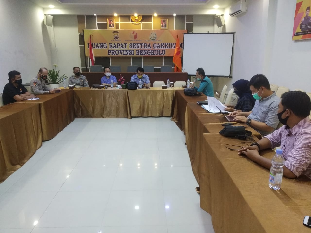 Bawaslu Provinsi Bengkulu Gelar Rapat Persiapan Pengawasan Pengadaan dan Pendistribusian Logistik Pilkada 2020