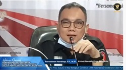 Parsadaan Harahap â€“ Jangan Menerobos Rambu-Rambu Etik