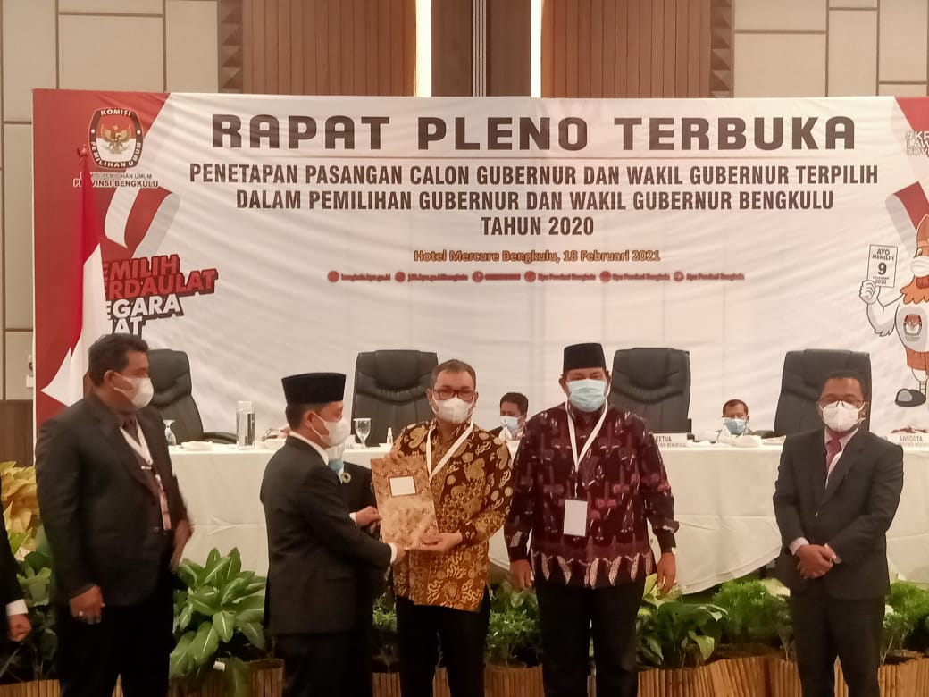 Rapat Pleno Terbuka Penetapan Pasangan Calon Gubernur dan Wakil Gubernur Bengkulu Terpilih dalam Pilkada Tahun 2020