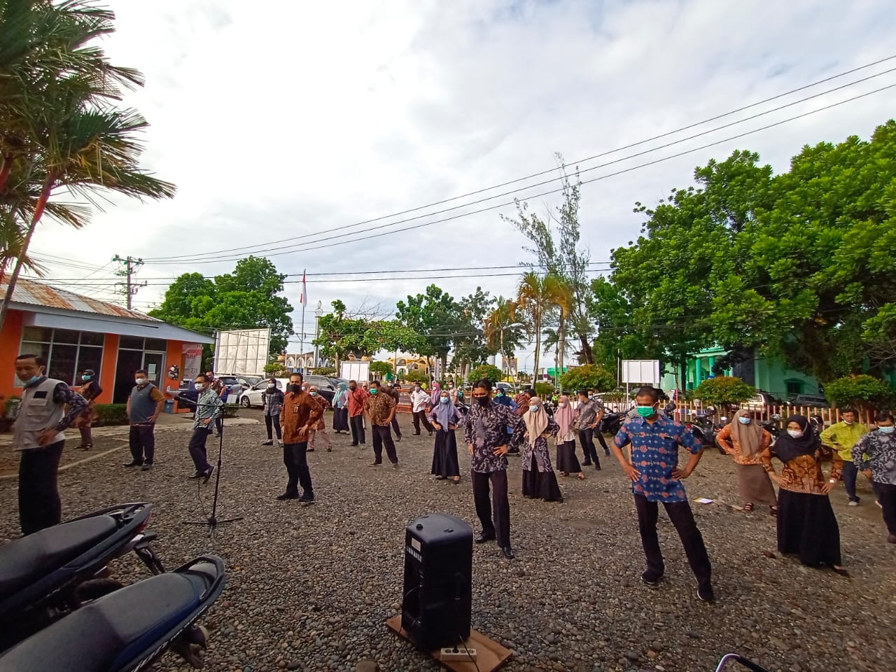Jaga Kebugaran, Bawaslu Provinsi Bengkulu Gelar Rutinitas Senam Pagi