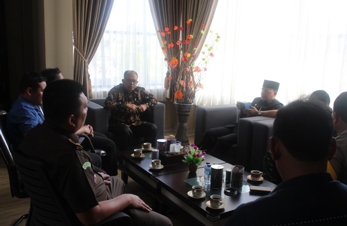Pimpinan BAWASLU Provinsi Bengkulu  Hadiri Video Conference  Pilkada Serentak 2018  Bengkulu,