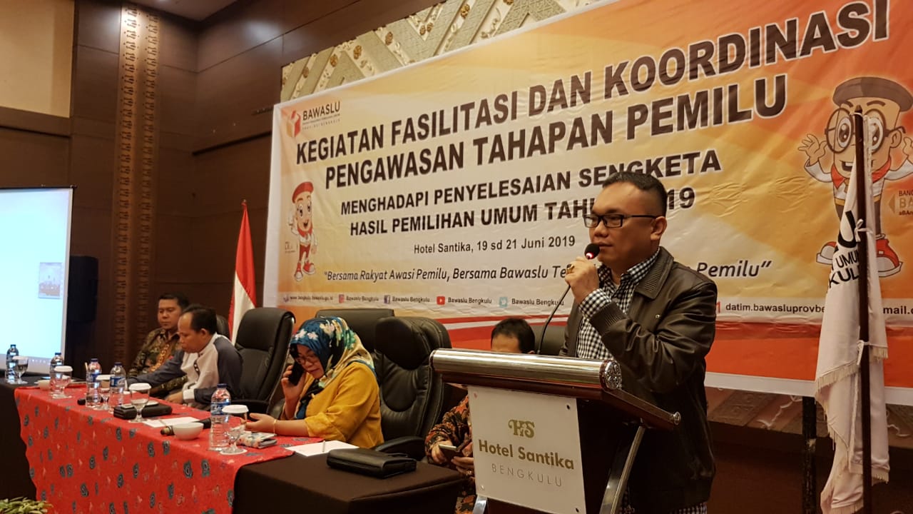 FASILITASI DAN KOORDINASI PENGAWASAN TAHAPAN PEMILU MENGHADAPI PENYELESAIAN SENGKETA HASIL PEMILIHAN UMUM (PHPU) TAHUN 2019