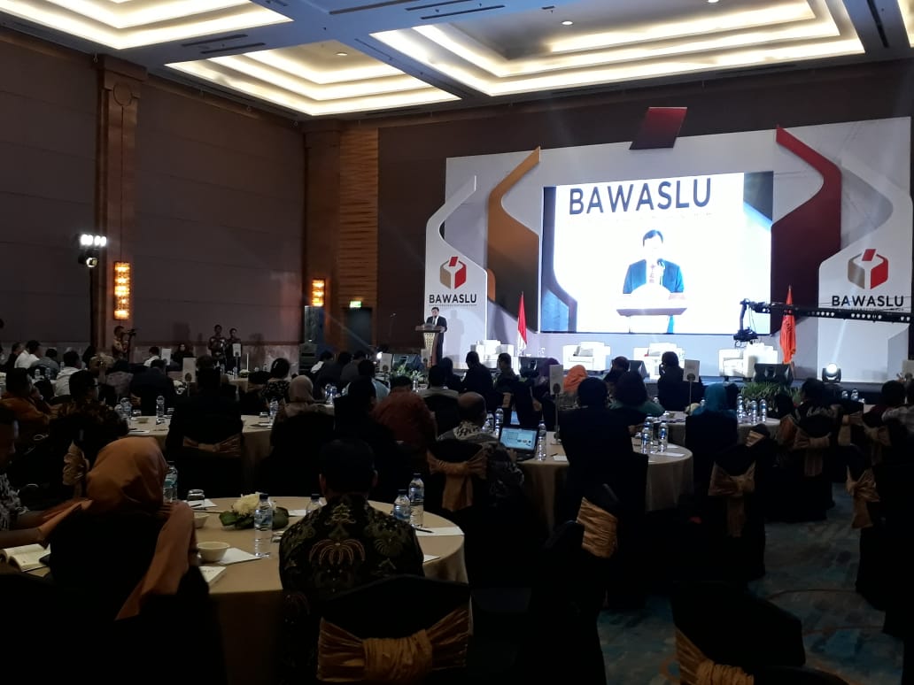 "Seminar Nasional: Bawaslu dan Penegakan Hukum Pemilu"