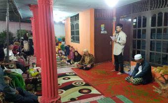 Takziah Malam Kedua di Kediaman Keluarga Ibu Isnaini Staf Bawaslu Provinsi Bengkulu
