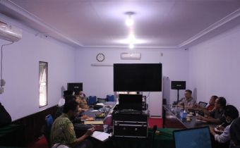 PASTIKAN KESIAPAN PENGAWASAN PILKADA SERENTAK 2020, PIMPINAN BAWASLU PROVINSI BENGKULU GELAR RAPAT INTERNAL