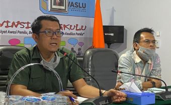 SOSIALISASI PEMETAAN PERMASALAHAN DALAM PENGAWASAN TAHAPAN PEMILIHAN GUBERNUR DAN WAKIL GUBERNUR, BUPATI DAN WAKIL BUPATI, SERTA WALIKOTA DAN WAKIL WALIKOTA PADA MASA BENCANA NON ALAM COVID-19