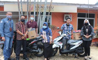 BAWASLU PROVINSI BENGKULU TERIMA REWARD DARI BANK BENGKULU: DUA UNIT SEPEDA MOTOR DAN DUA UNIT IPHONE 11