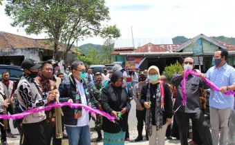 Melaunching Desa APU di Kabupaten Kepahiang, Kordiv PP Bawaslu RI mengajak Masyarakat menjadi Pemilih Cerdas danTerlibat Aktif Perangi Politik Uang
