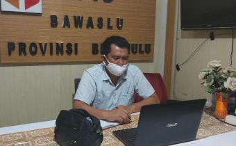 Bawaslu Provinsi Bengkulu - Dodi Herwansyah, S.Pd.,M.M Kordiv H2DI Bawaslu Provinsi Bengkulu Mengikuti Rapat Kordinasi Nasional kesiapan Sidang Pendahuluan di Mahkamah Konstitusi.