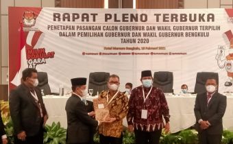 Rapat Pleno Terbuka Penetapan Pasangan Calon Gubernur dan Wakil Gubernur Bengkulu Terpilih dalam Pilkada Tahun 2020