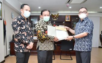 Tahapan Pilkada Berakhir, Bawaslu Provinsi Bengkulu Serahkan Laporan Hasil Penanganan Pelanggaran
