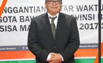 Sayadi Resmi Dilantik Sebagai PAW Anggota Bawaslu Provinsi Bengkulu