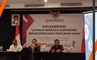 Komitmen dan Political Will Bawaslu Selenggarakan Implementasi Pelayanan Berbasis ElektronikÂ 