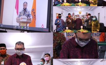 RAYAKAN HUT BAWASLU RI, BAWASLU PROVINSI BENGKULU GELAR DONOR DARAH DAN KEGIATAN BAKTI SOSIAL
