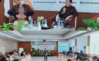 Perkuat Pemahaman Pemilu dan Demokrasi, Bawaslu Hadirkan Pakar Hukum Tata Negara