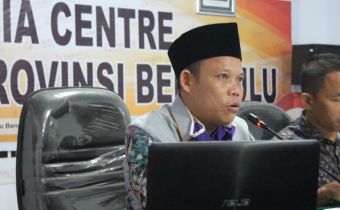 MANFAATKAN TEKNOLOGI DITENGAH PANDEMI COVID-19, DIVISI PENANGANAN PELANGGARAN BAWASLU PROVINSI BENGKULU GELAR SEMINAR VIA DARING