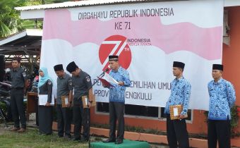 UPACARA PERINGATAN HUT RI KE- 71 SEKRETARIAT BAWASLU PROVINSI BENGKULU